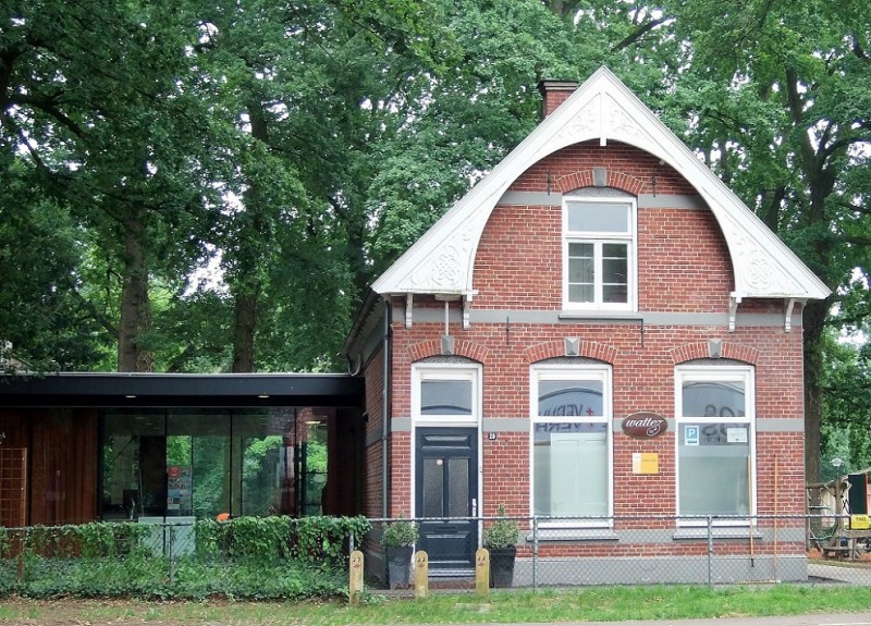 Roessinghsbleekweg Lochemsbleekpark tuinhuis nu Theeschenkerij Wattez.jpg