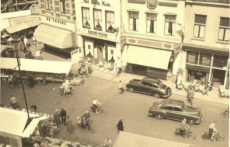 Langestraat Het Witte Huis, De Sphinx.jpg