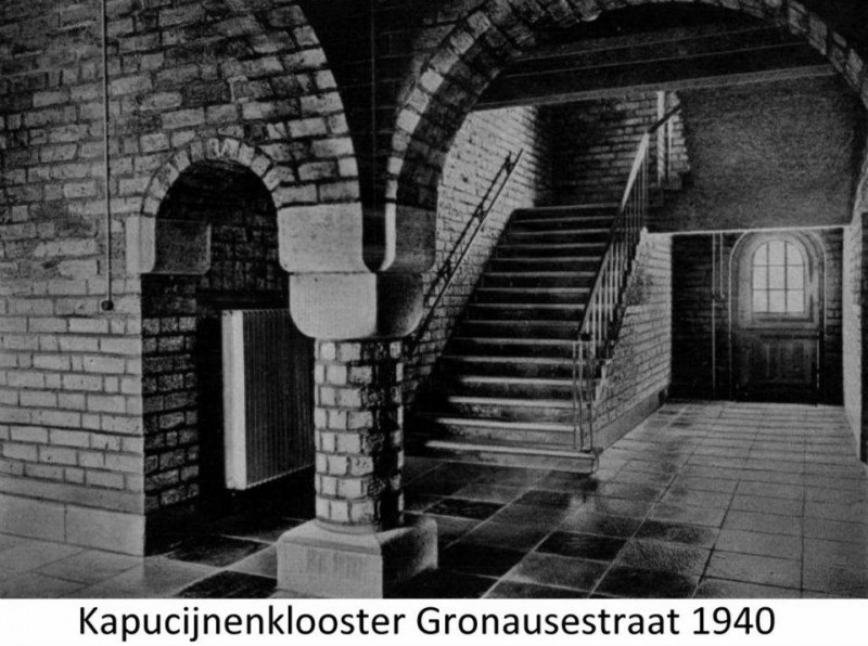 Gronausestraat Kapucijnenklooster 1940.jpg