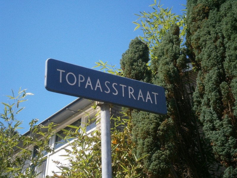 Topaasstraat straatnaambord.JPG