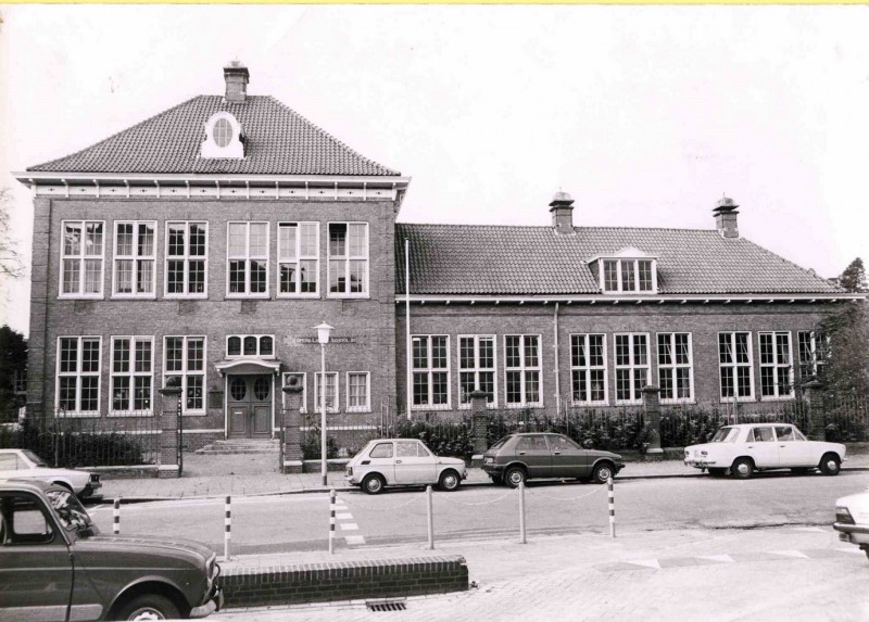 Prinsestraat 1980 Prinseschool openbare lagere school uit 1911 (genoemd naar prins Hendrik).jpg