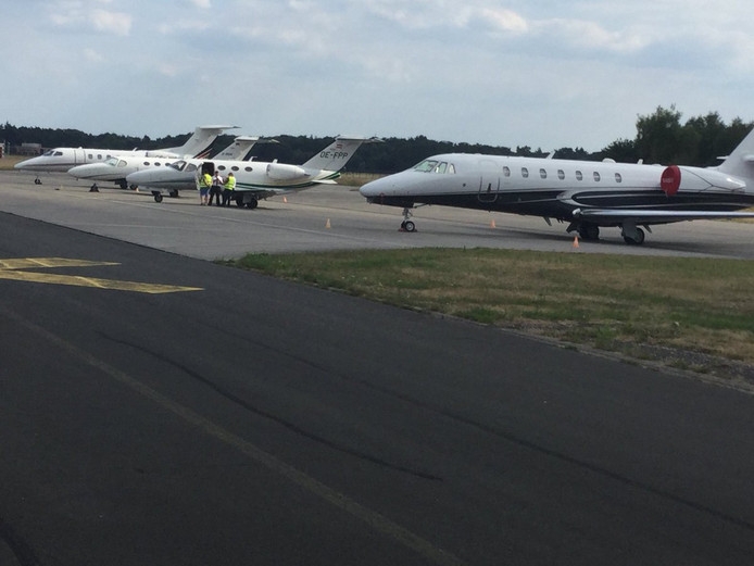 Straks ook vliegen bij duisternis op Twente Airport.jpeg