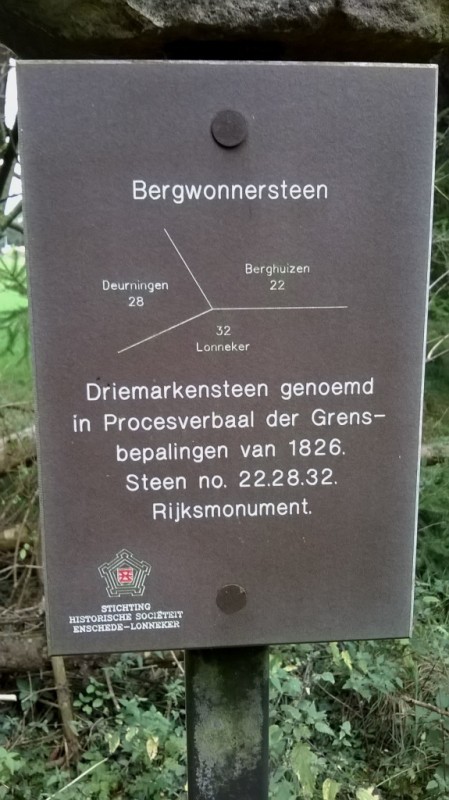 Noordergrensweg Bergwönnersteen infobord.jpg