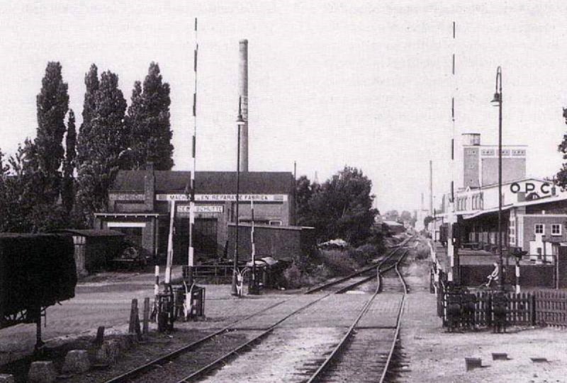 Hengelosestraat 99 spoorwegovergang OPC rechts.jpg