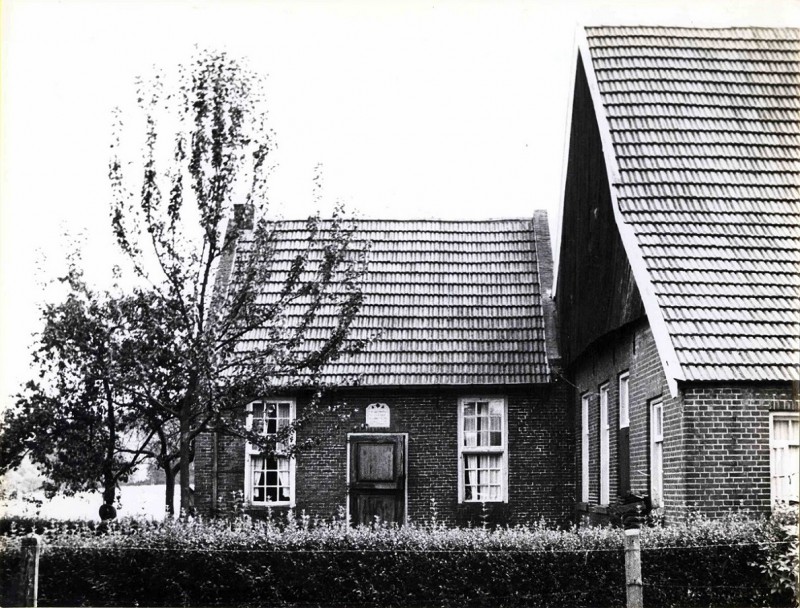 Lossersestraat 170 Boerderij Het Breteler of De Roosker , met schuur.jpg