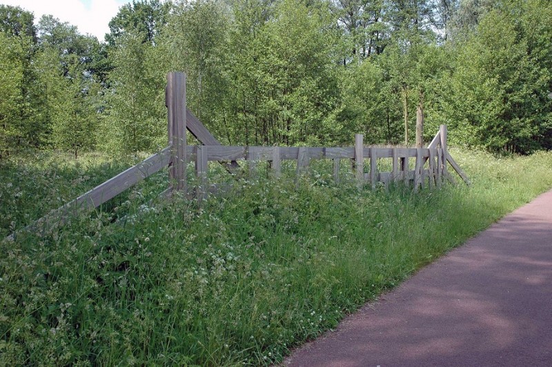 Oostweg ter hoogte van de Eekmaat tussen Gronausestraat en rotonde boerenhek Loat Goan van kunstenaar Marc  Ruygrok...jpg