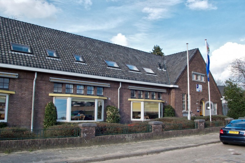 Tulpstraat 67 kinderdagverblijf Robbedoes vroeger kleuterschool Lenteleven (2).jpg