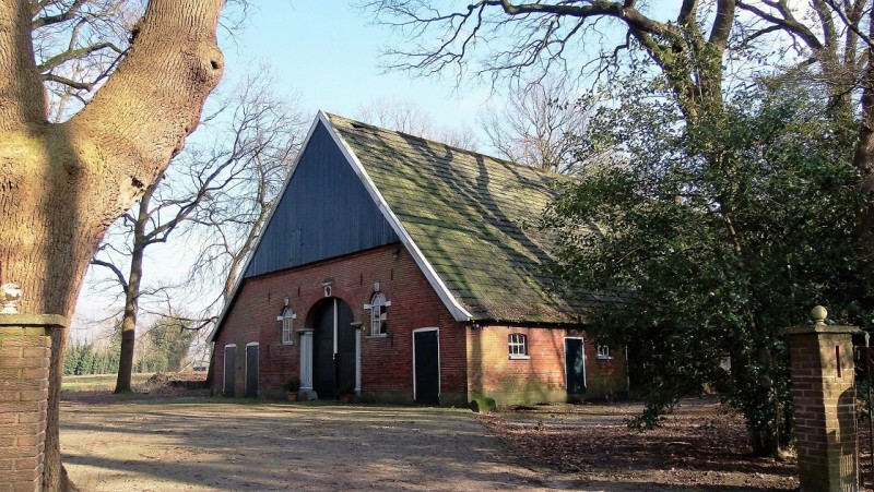 Harberinksweg 58-60 Erve De Berke gemeentelijk monument.jpg