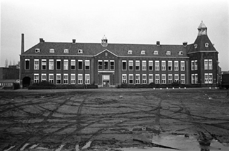 C.F. Klaarstraat nu Boulevard Gemeentelijk lyceum.jpg