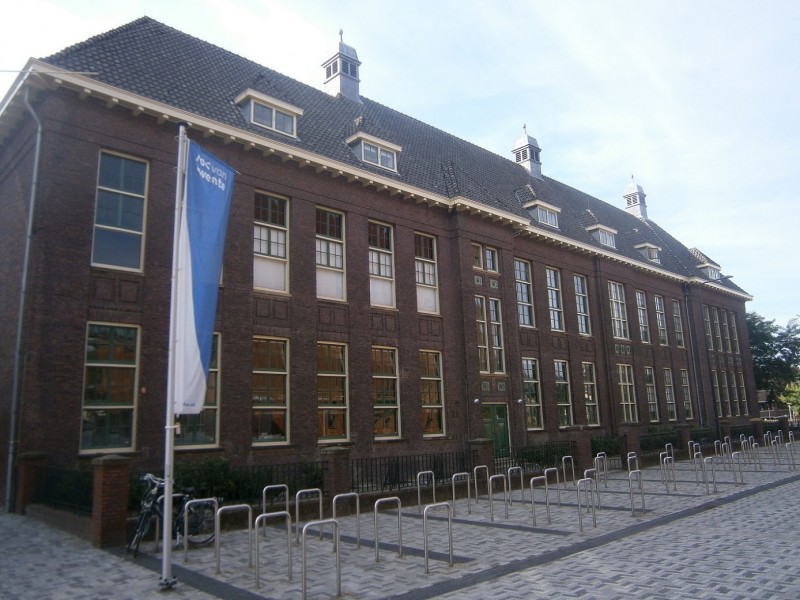 Van Galenstraat gebouw De Maere vroeger Hogere Textielschool.JPG