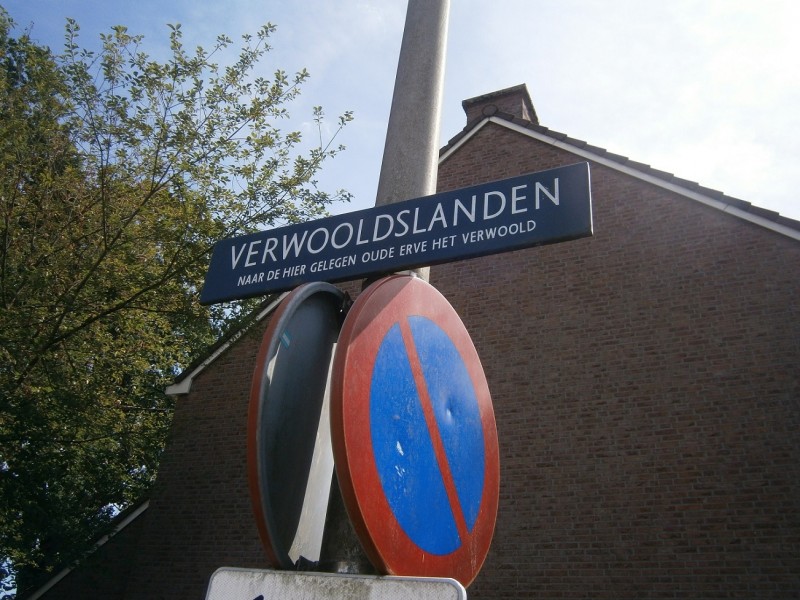 Verwooldslanden straatnaambord (2).JPG