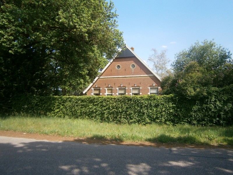 Keuperweg 53 hoek Geerdinkweg boerderij gemeentelijk monument.JPG