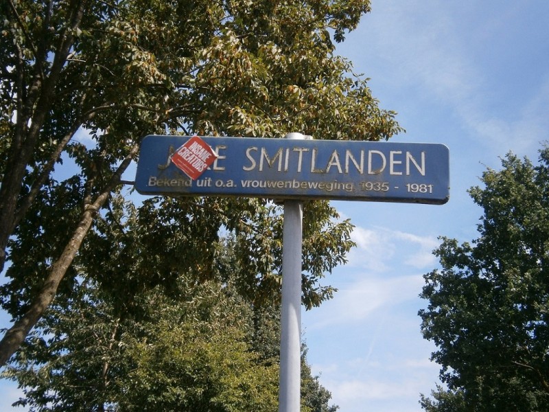 Joke Smitlanden straatnaambord.JPG