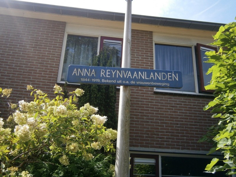 Anna Reynvaanlanden straatnaambord.JPG