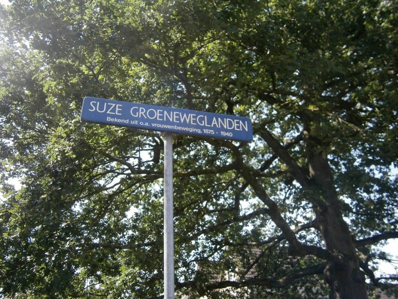 Suze Groeneweglanden straatnaambord.JPG