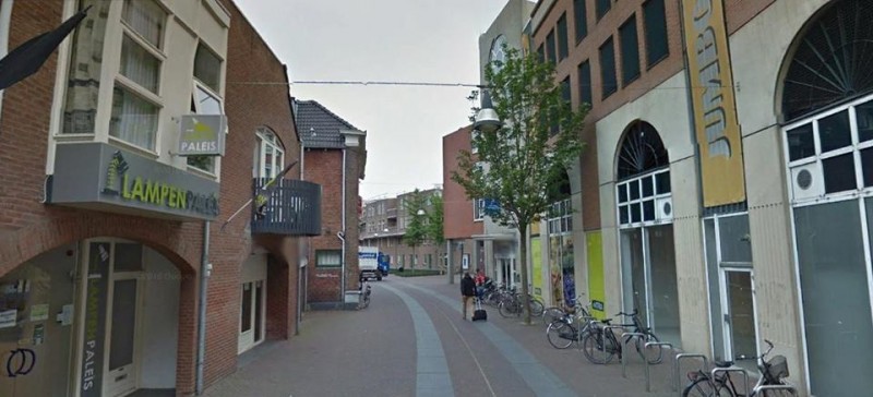 Noorderhagen rechts Jumbo links lampenpaleis.jpg