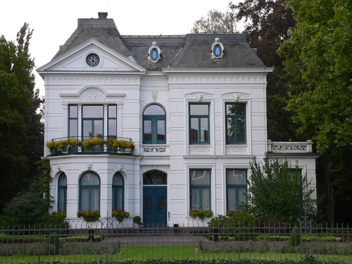 villa van Delden.jpg