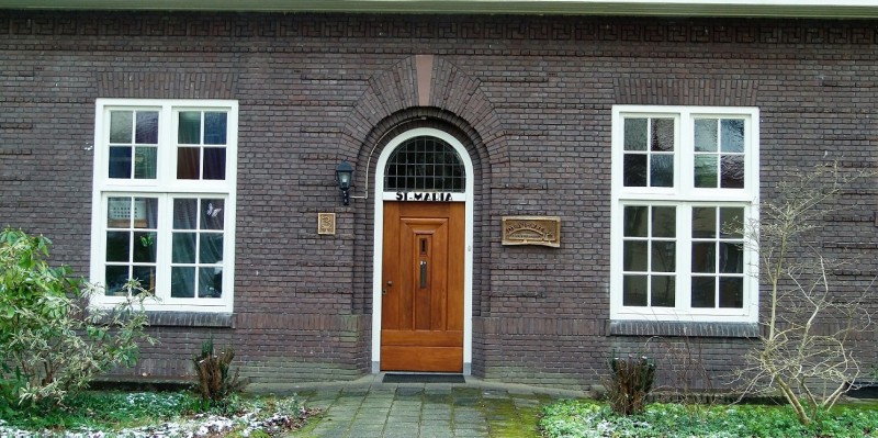 Pastoor Meijerstraat 3-3a Zusterhuis St. Maria .jpg