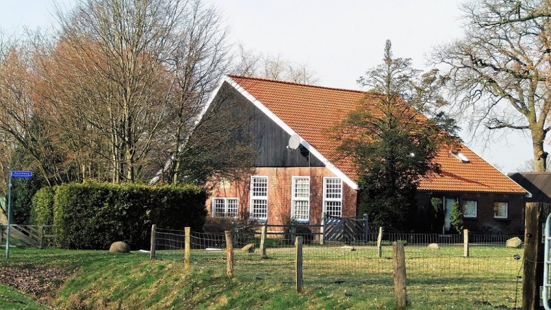 Rosinkweg 40 boerderij Het Tijberend rijksmonument nr. 15311.jpg