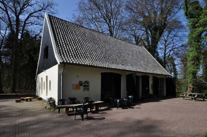 Weerseloseweg 261  koetshuis gemeentelijk monument.jpg