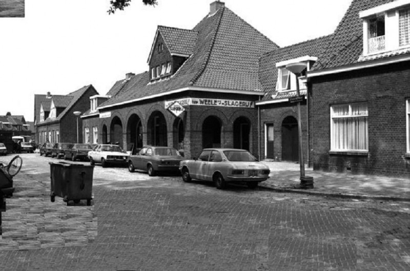 Spinnerstraat 10-12 Pits Bazar en slagerij ter Weele.jpg