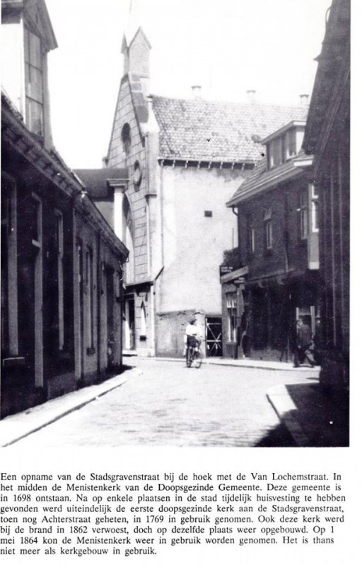 Stadsgravenstraat 1950 met zicht op de Doopsgezinde kerk.jpg