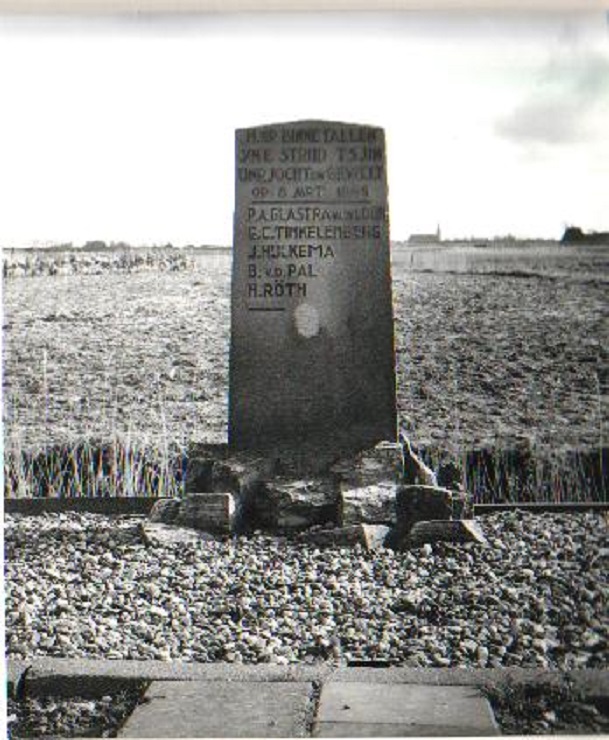 H. Röth Dongjum, oorlogsmonument (foto Verzetsmuseum Friesland).jpg