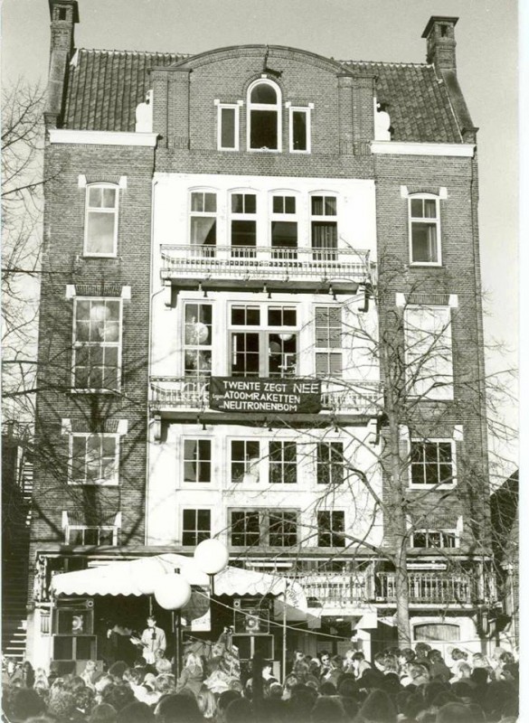 Markt Concordia 1981 demonstraat atoomraketten neutronenbommen.jpg