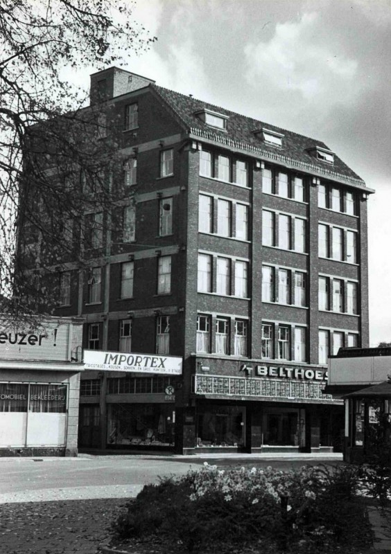 Beltstraat 1955 't Belthoes met vestiging van architektenburo Beltman.jpg