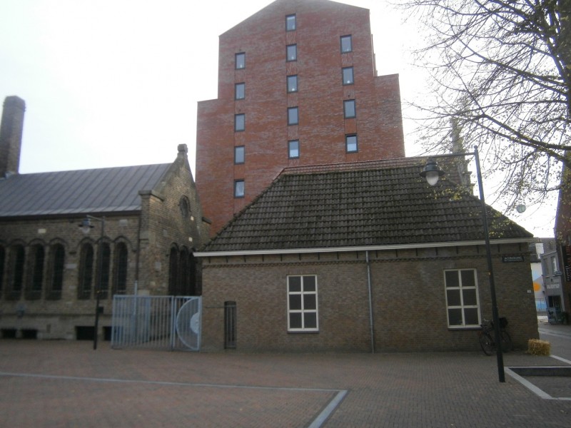 Walstraat 38 Parochiehuis St. Jacobuskerk.JPG
