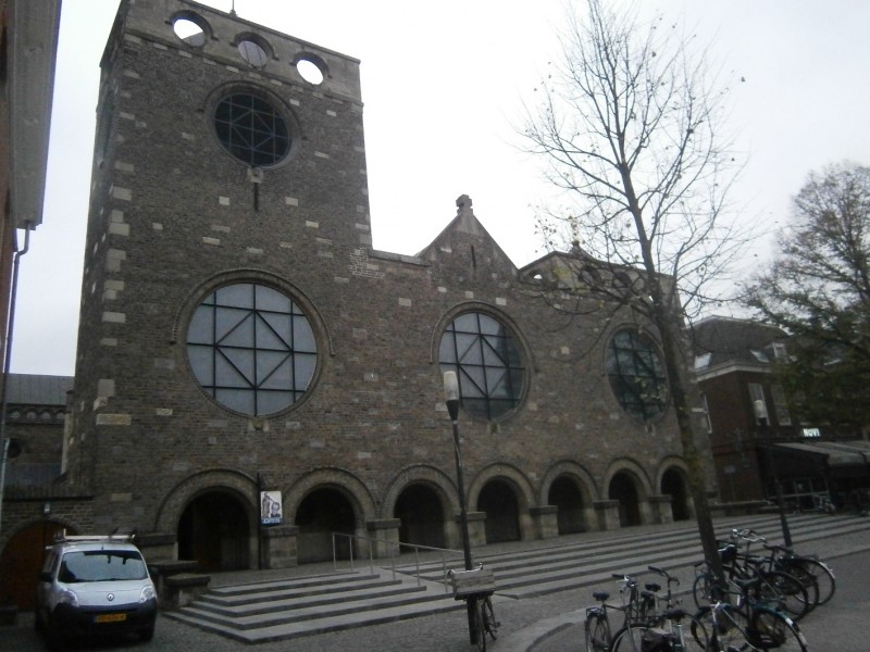 Oude Markt 1 R.K. Jacobuskerk.JPG