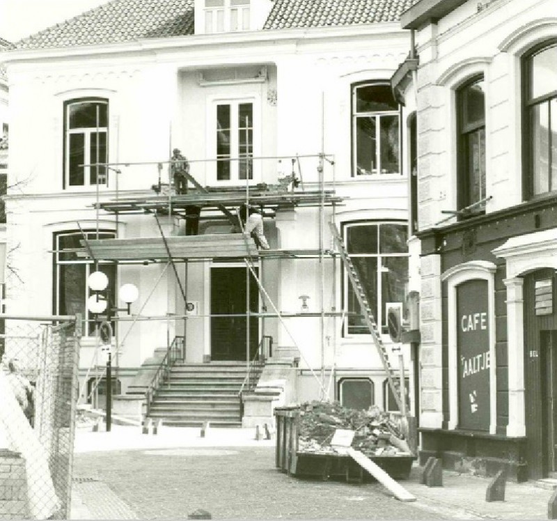 Oude Markt cafe Aaltje mei 1981.jpg