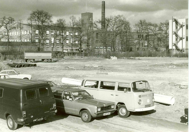 Oosterstraat maart 1980 Textielfabriek Blijdenstein Willink.jpg