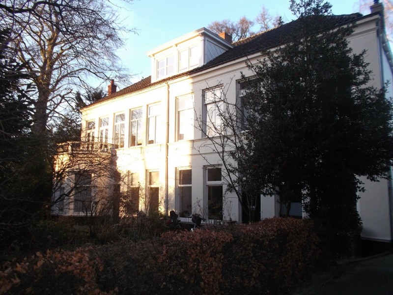 Hengelosestraat 36-38 Villa de Pilla.JPG