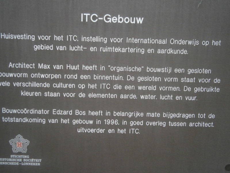 Hengelosestraat 99 informatiebord ITC gebouw.JPG