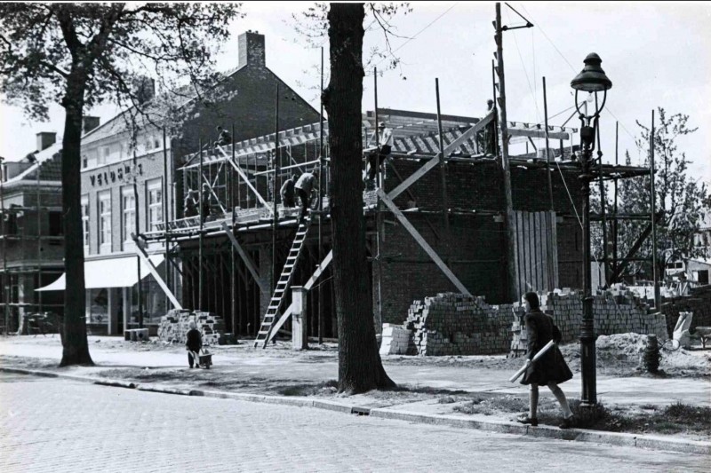 Haaksbergerstraat 298 april 1949 Veldhuis Manufacturen Atelier. De Voorstad.jpg