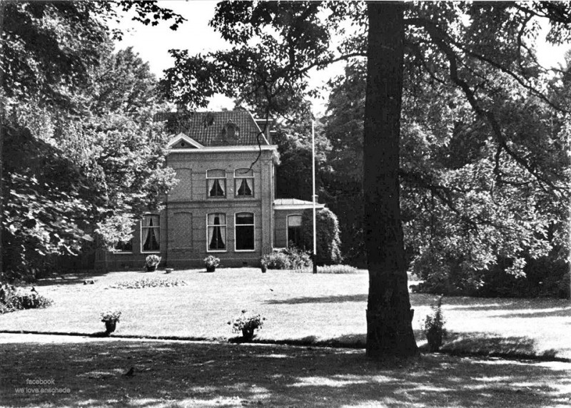 Helweg later Gronausestraat later Boulevard villa Blijdenstein.jpg