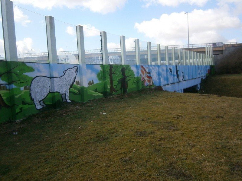 Oude Dijk fietstunnel onder Usselerrondweg en A35 wand  beschildering .JPG