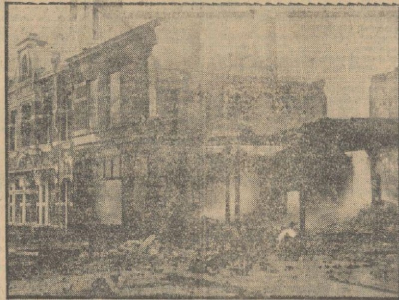Haverstraat hoek Langestraat brand kerstnacht krantenfoto Tubantia 27-12-1929.jpg
