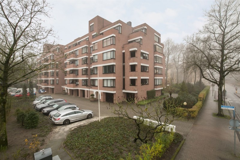 Stationsplein appartementencomplex Ruyterborch..jpg