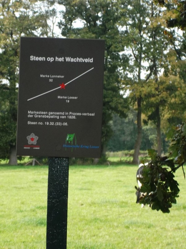 Hoge Boekelerweg steen op het Wachtveld monumentenbord nr. 59.JPG