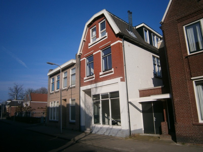 Emmastraat 134 vroeger winkel Begemann.JPG