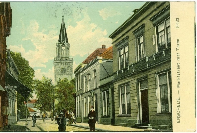 Marktstraat Herv. Kerk 18-5-1909.jpg