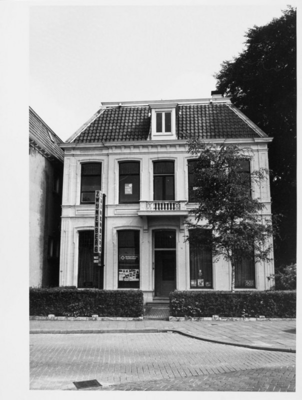 Hengelosestraat 50 gemeentelijk monument vroeger woonhuis G.J. van Heek Jr. en A. Beltman.jpg