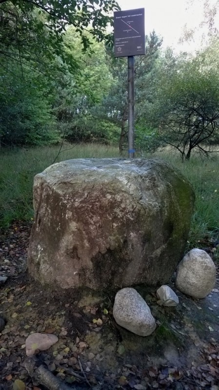 Oldenzaalseveen Steen tegen het Ossenschot Rijksmonument nr. 46602.jpg