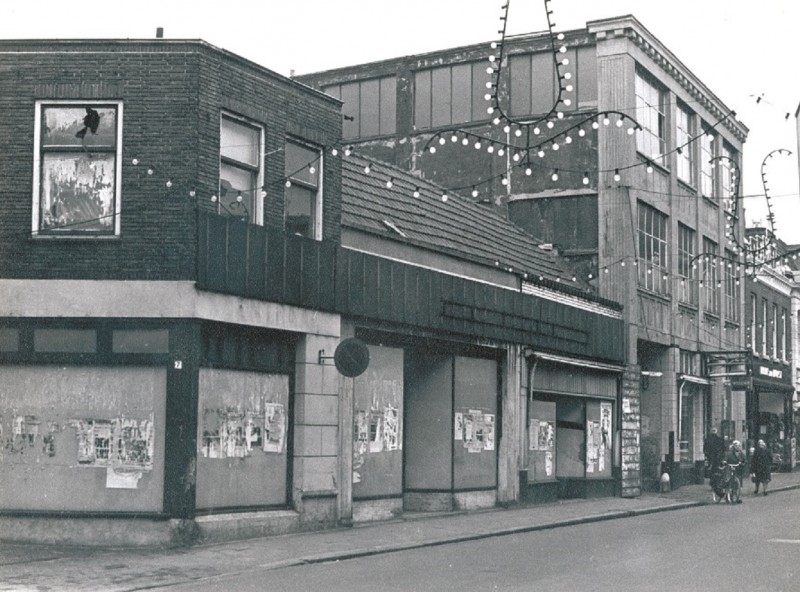 Hengelosestraat 1972 Fabriek Nico ter Kuile (Parkweg) in noordelijke richting.jpg