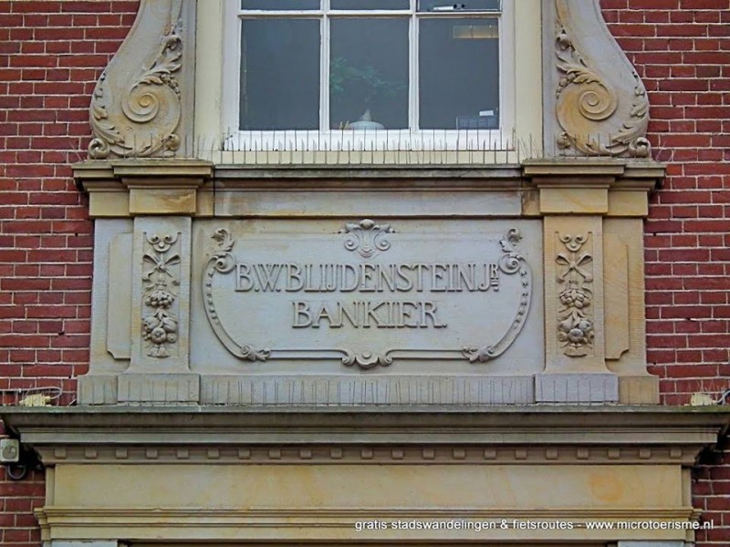 Hoedemakersplein Blijdenstein Bank later Twentsche Bank. Ooit grootste bank van Nederland en voorloper van ABN-AMRO.jpg