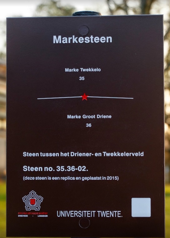 Hallenweg steen tussen het Driener- en Twekkelerveld monumentenbord nr. 74.jpg