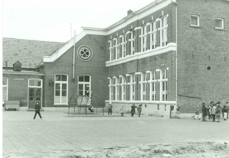 Noorderhagen, School in het Larinksticht, Jacobusschool Datering 1986   .jpg