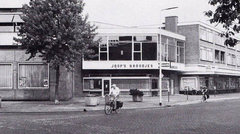 Deurningerstraat hoek Raiffeisenstraat Joop's Broodjes.jpg